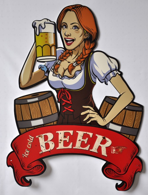 1561092682-tabella-in-metallo-women-beer.jpg