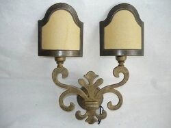 applique-lampada-giglio-fiorentino-ottone-e-pergamena-a-2-luci-e14.jpg