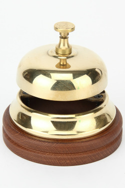 campanello-reception-ottone-lucido-legno-classicarte.jpg