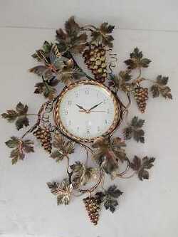 grande-orologio-da-parete-uva-con-foglie-in-ferro-battuto-oro.jpg