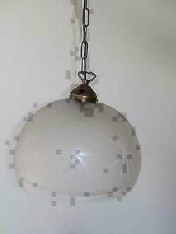 lampadario-sospensione-ottone-vetro-opaline-bianco-soggiorno-cucina.jpg